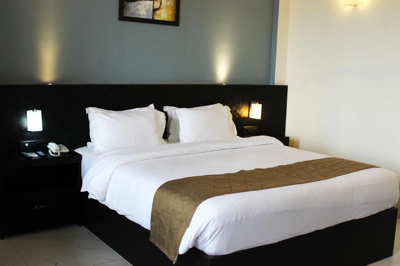 Hotel Grand Tizu Dimapur Luaran gambar